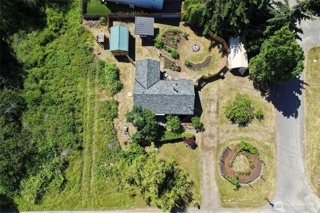 305 49th Street Port Townsend WA 98368