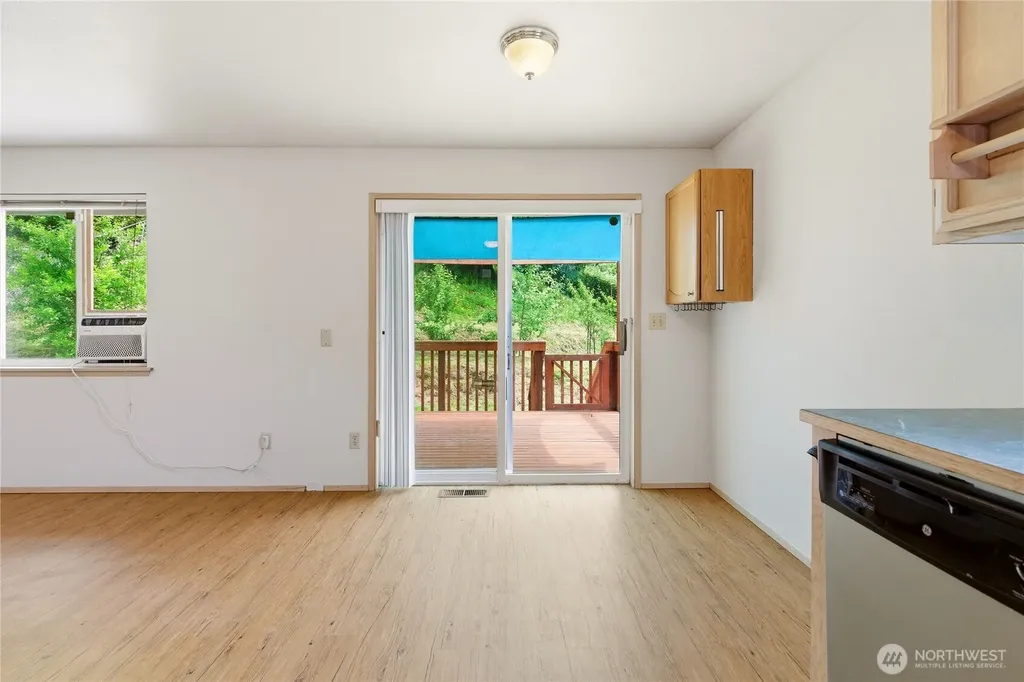 902 Fir Avenue Sultan WA 98294