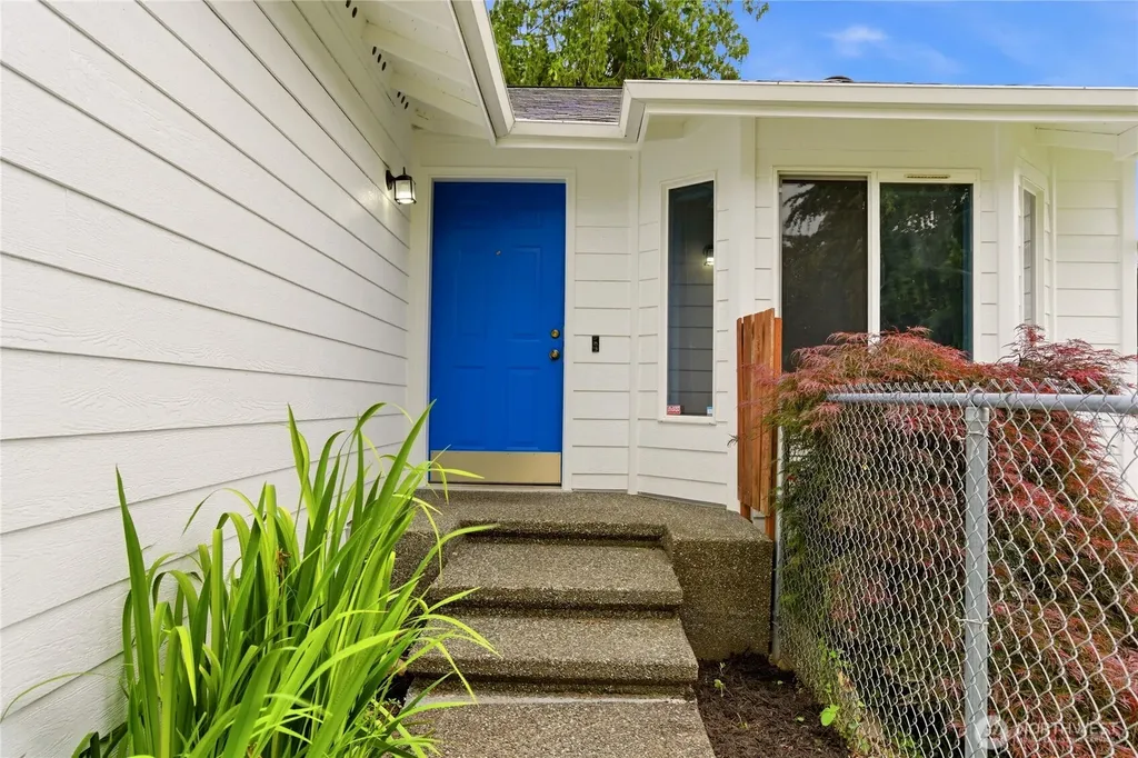 902 Fir Avenue Sultan WA 98294