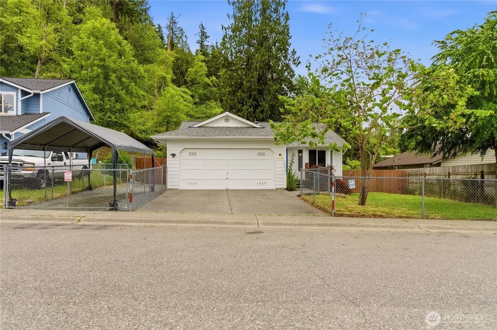 902 Fir Avenue Sultan WA 98294