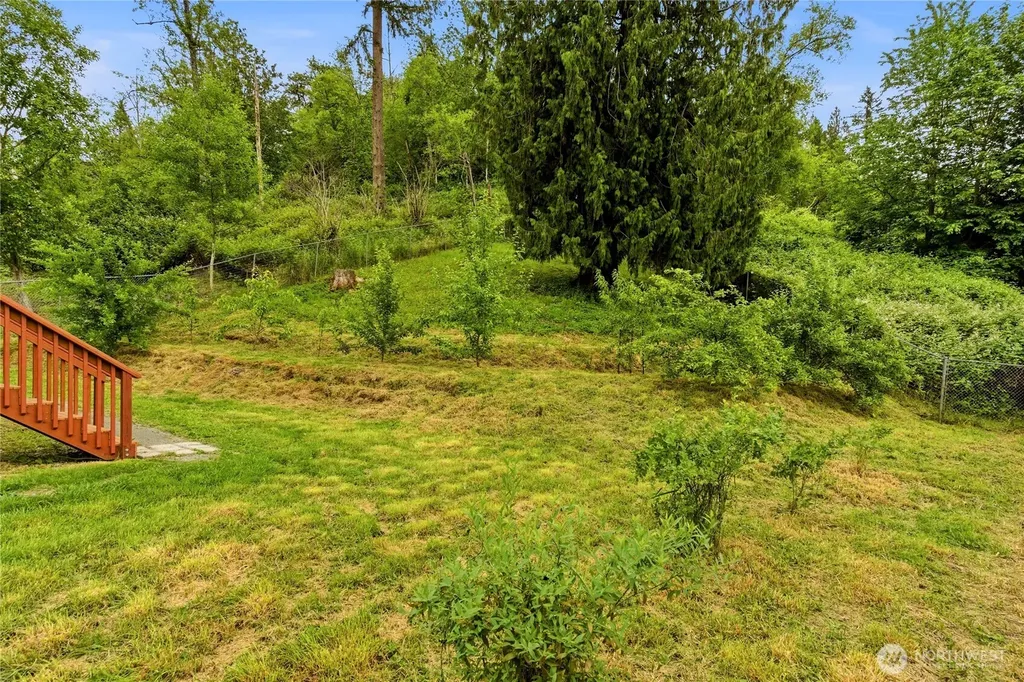 902 Fir Avenue Sultan WA 98294