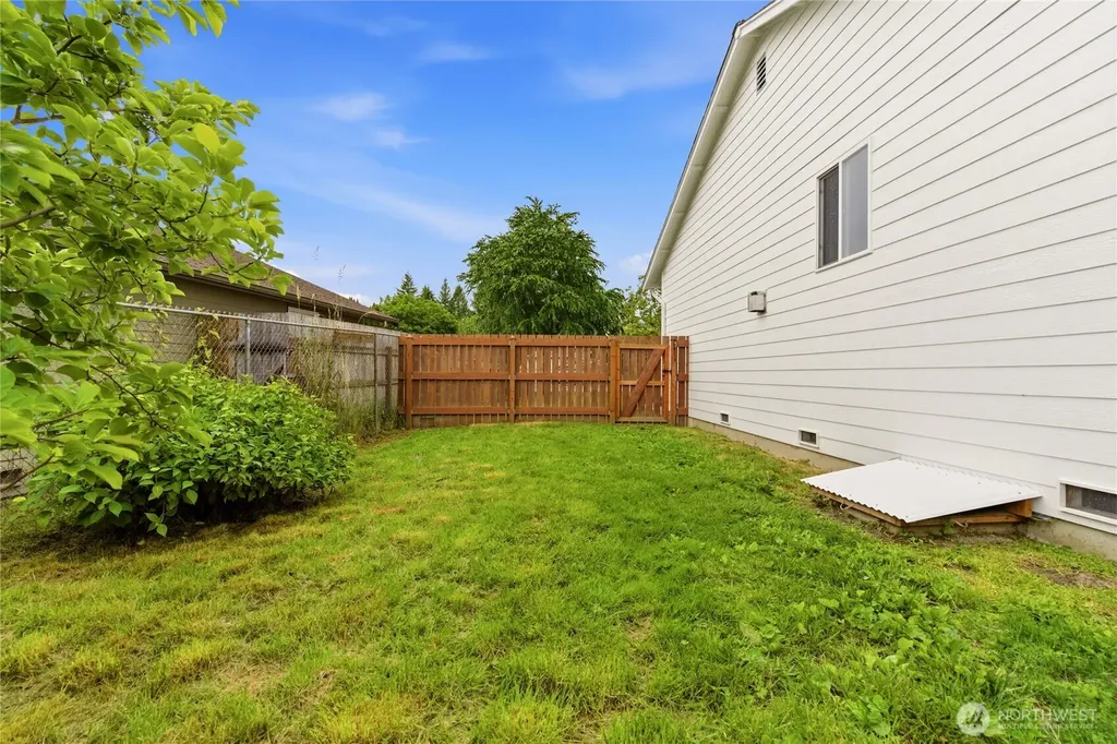 902 Fir Avenue Sultan WA 98294