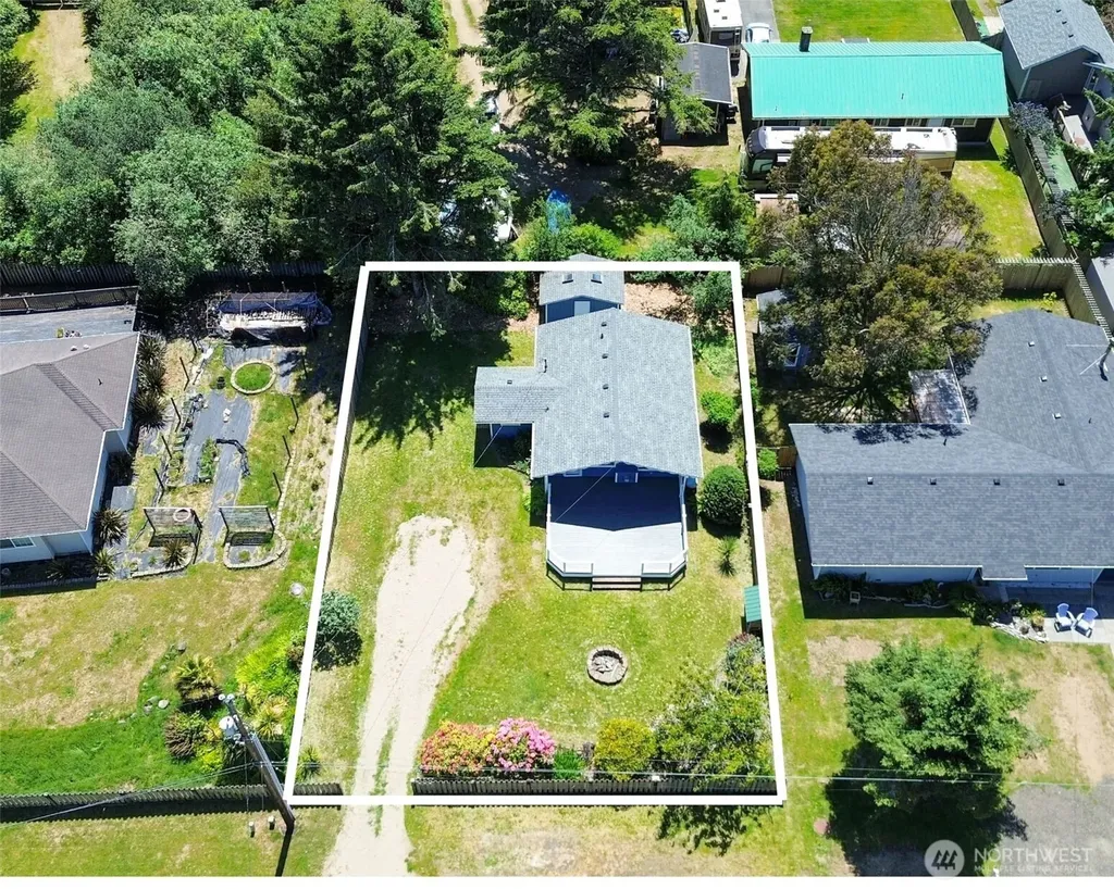 171 Jib Street NW Ocean Shores WA 98569
