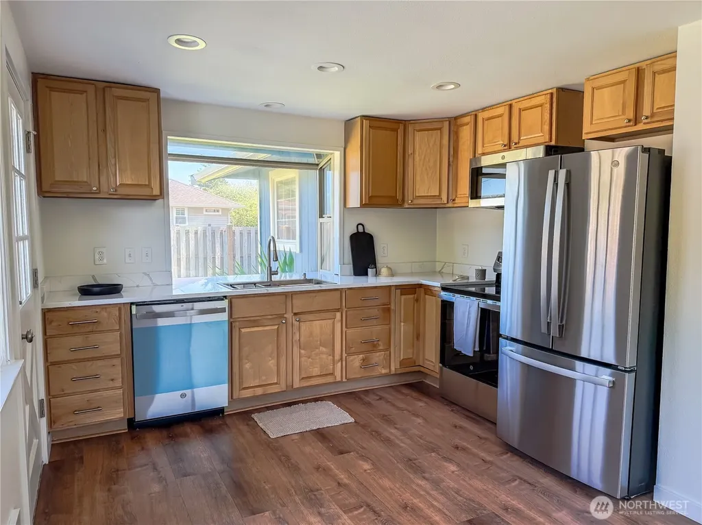171 Jib Street NW Ocean Shores WA 98569