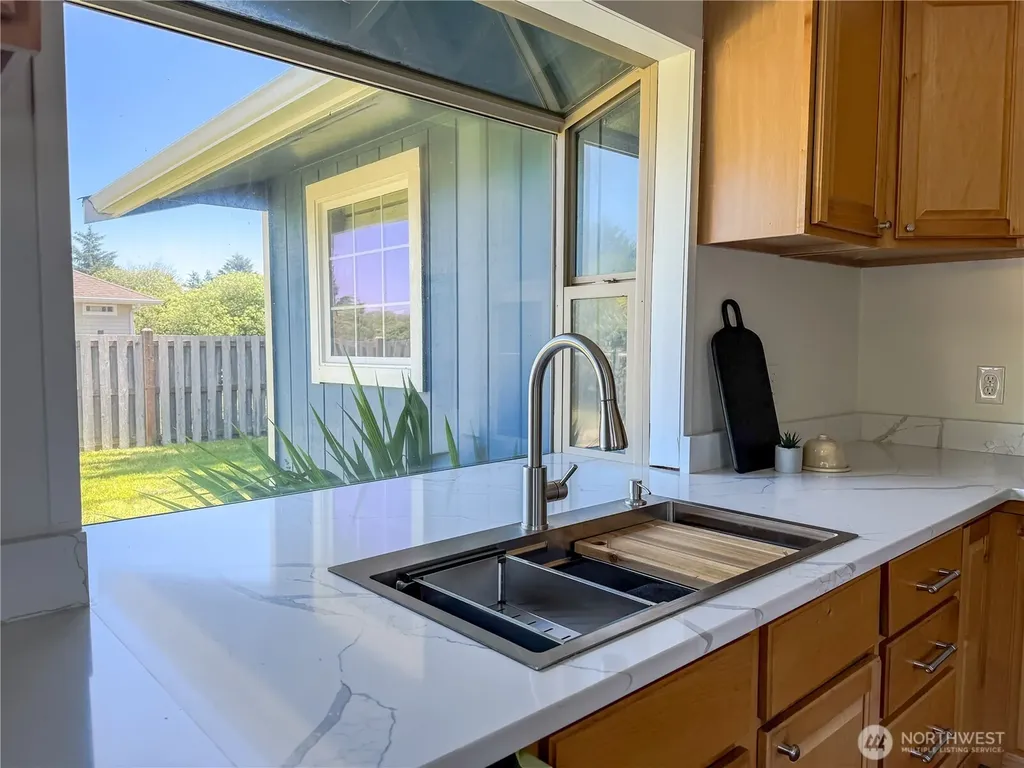 171 Jib Street NW Ocean Shores WA 98569