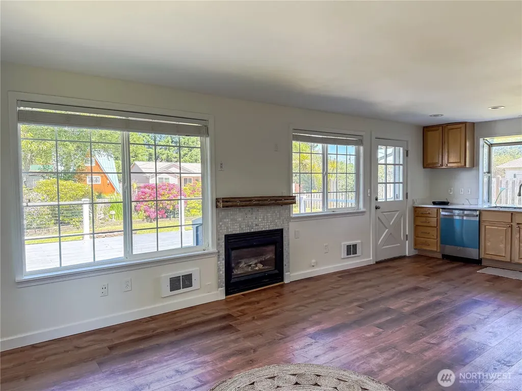 171 Jib Street NW Ocean Shores WA 98569