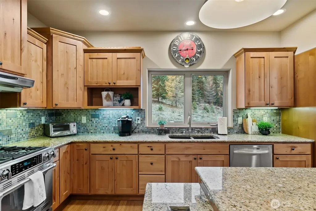 191 Whisper Creek Road Cle Elum WA 98922