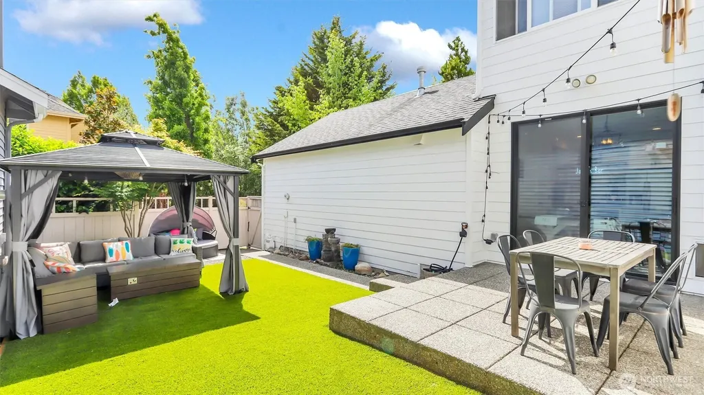 4784 Bridgeport Place Mukilteo WA 98275
