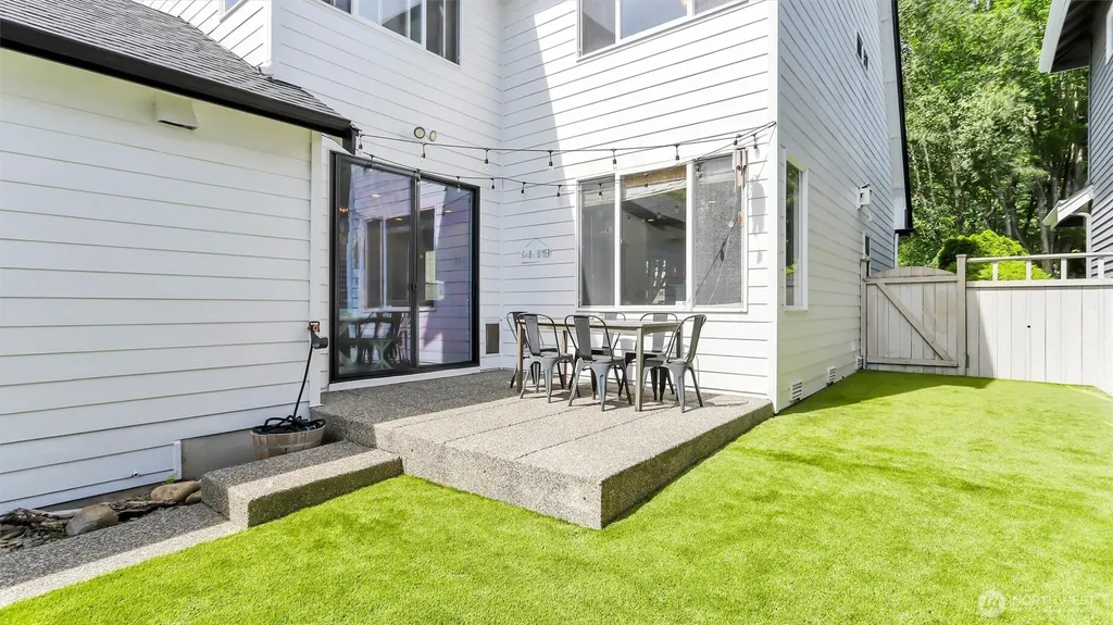 4784 Bridgeport Place Mukilteo WA 98275