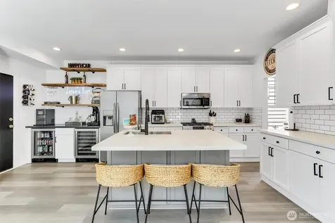 4784 Bridgeport Place Mukilteo WA 98275