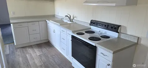 68 NW Ephrata Avenue Soap Lake WA 98851