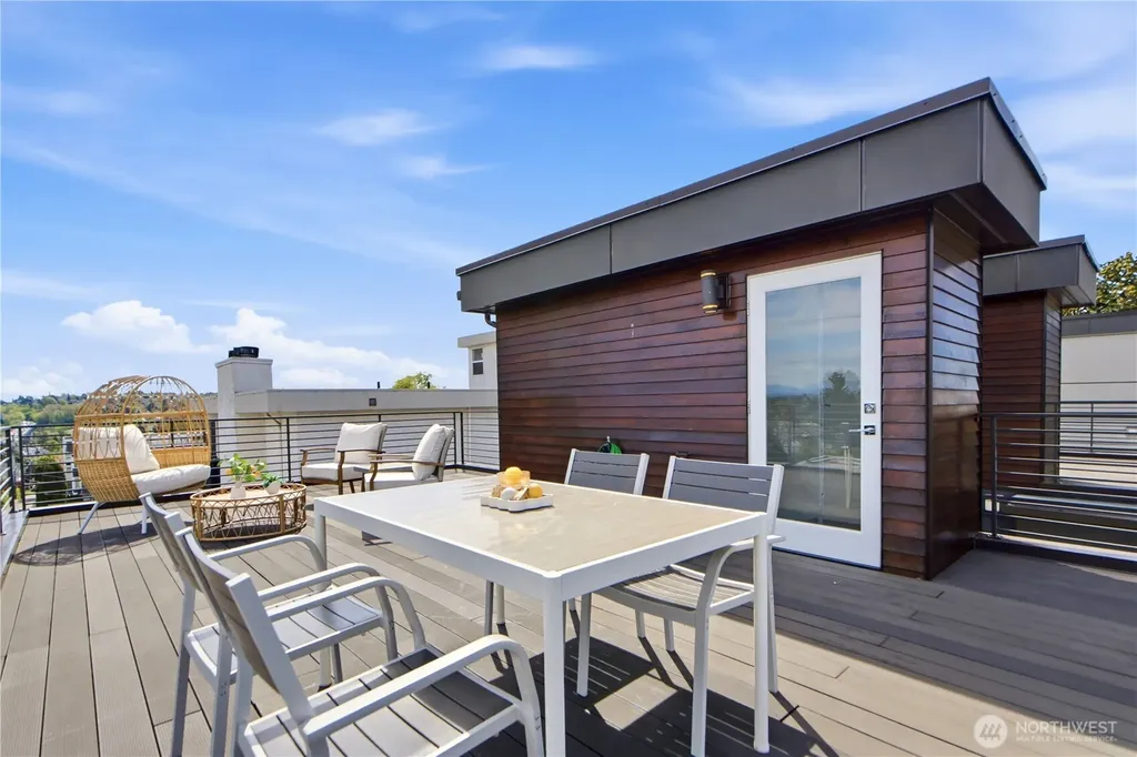 4106 Linden Avenue N Seattle WA 98103