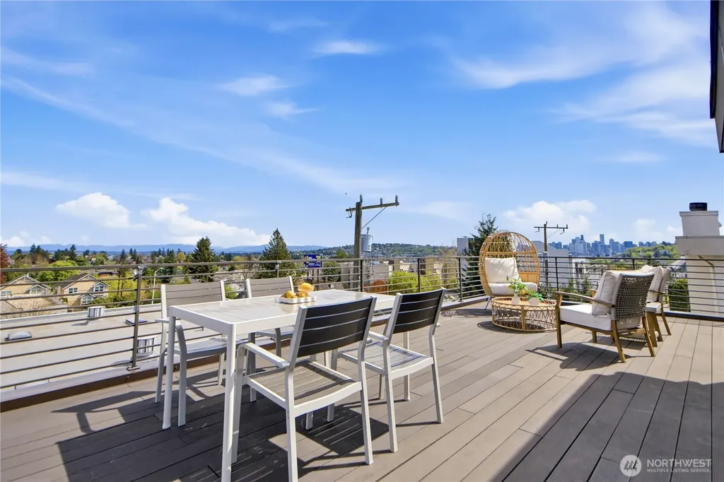 4106 Linden Avenue N Seattle WA 98103