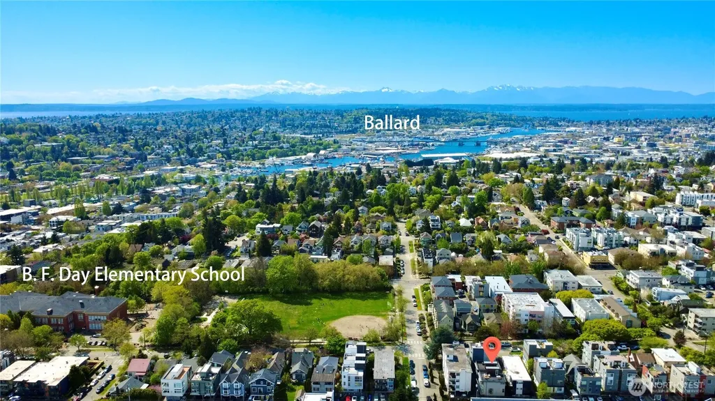 4106 Linden Avenue N Seattle WA 98103