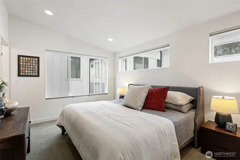 2529 29th Avenue S Seattle WA 98144