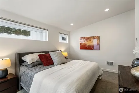 2529 29th Avenue S Seattle WA 98144