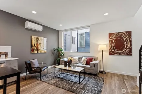 2529 29th Avenue S Seattle WA 98144