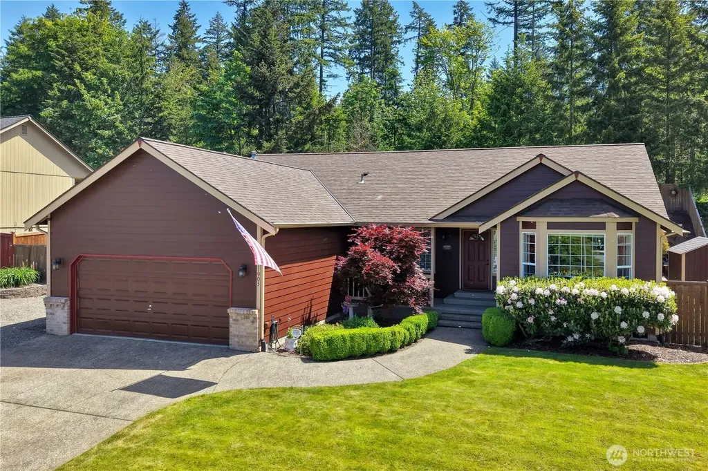 11903 261st Avenue Ct E Buckley WA 98321