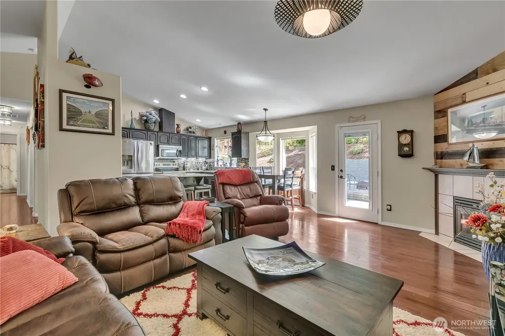 11903 261st Avenue Ct E Buckley WA 98321