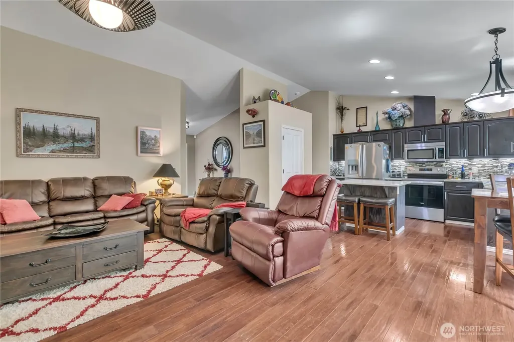 11903 261st Avenue Ct E Buckley WA 98321