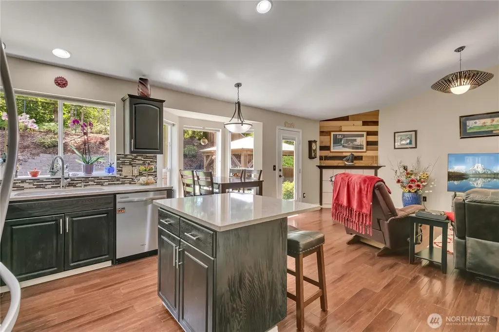 11903 261st Avenue Ct E Buckley WA 98321