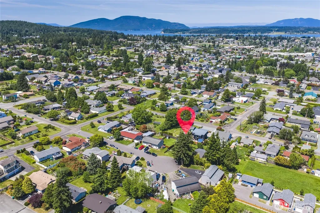 1112 37th Street Anacortes WA 98221