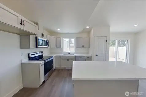 145 Juanita Way Malaga WA 98828