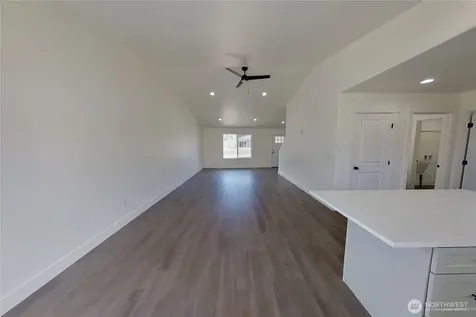 145 Juanita Way Malaga WA 98828