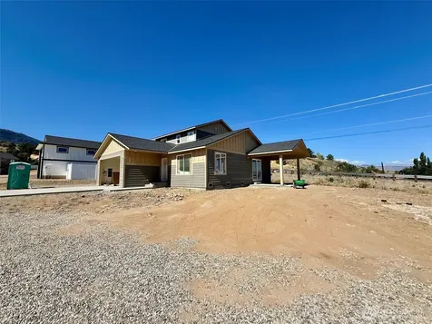 145 Juanita Way Malaga WA 98828