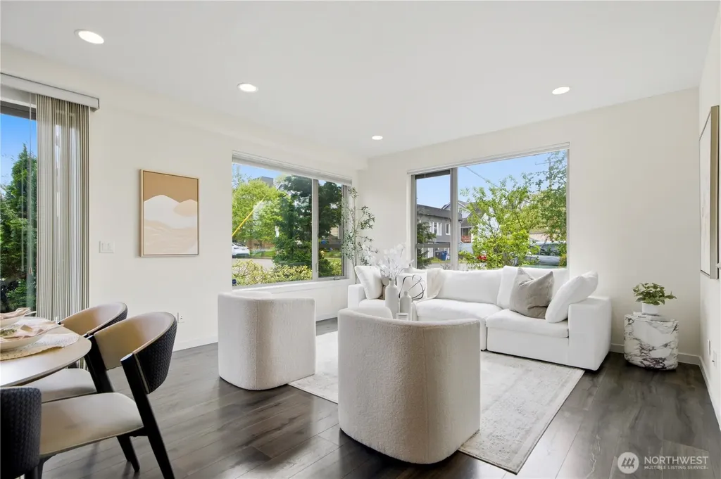 1901 25th Avenue S Seattle WA 98144