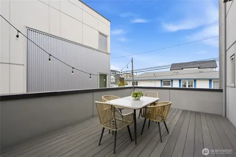 1901 25th Avenue S Seattle WA 98144