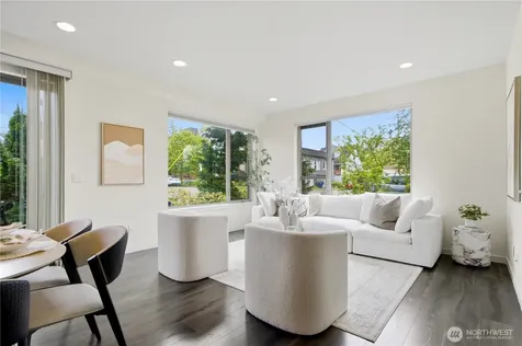 1901 25th Avenue S Seattle WA 98144
