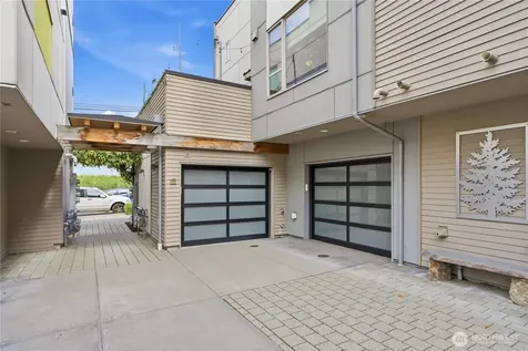 1901 25th Avenue S Seattle WA 98144