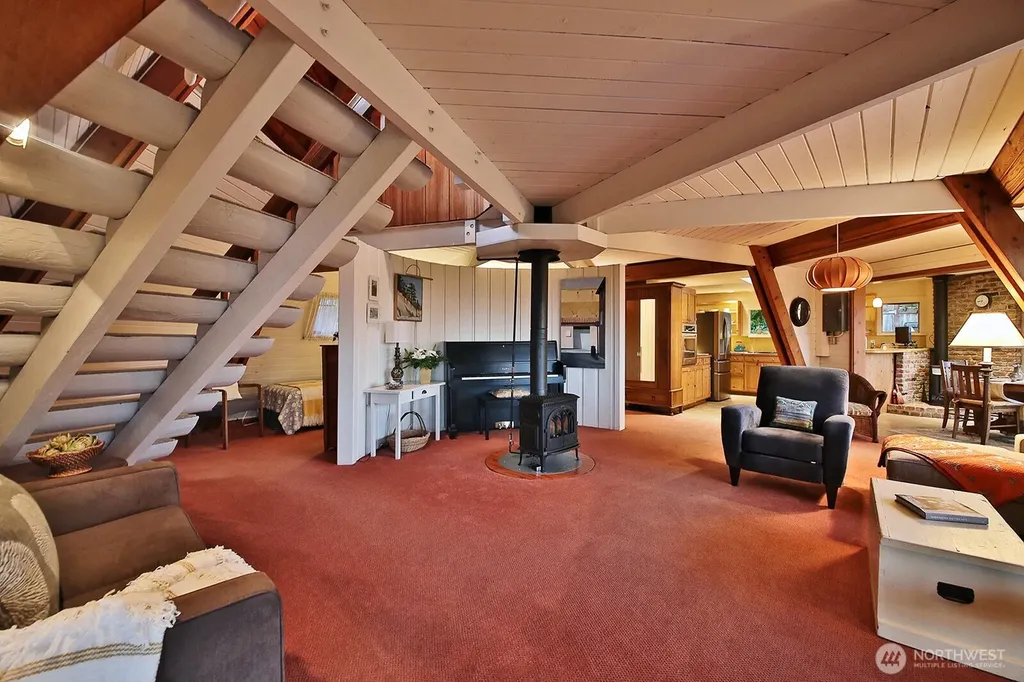 5536 Mutiny Sands Road Freeland WA 98249