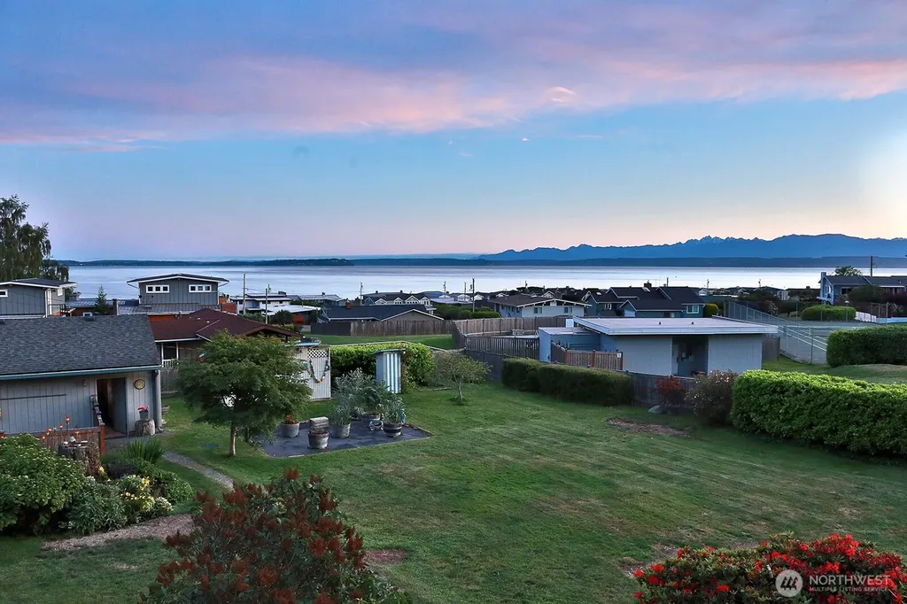 5536 Mutiny Sands Road Freeland WA 98249
