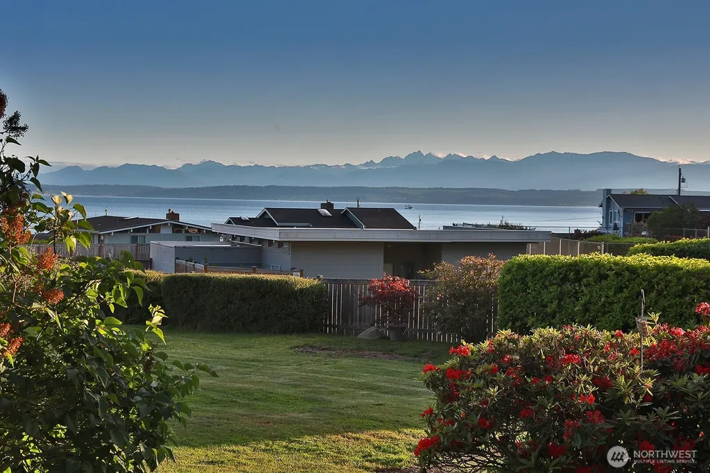 5536 Mutiny Sands Road Freeland WA 98249