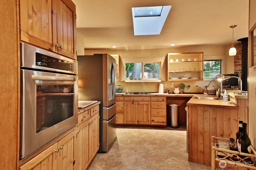 5536 Mutiny Sands Road Freeland WA 98249