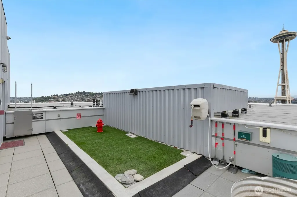 2911 2nd Avenue Seattle WA 98121