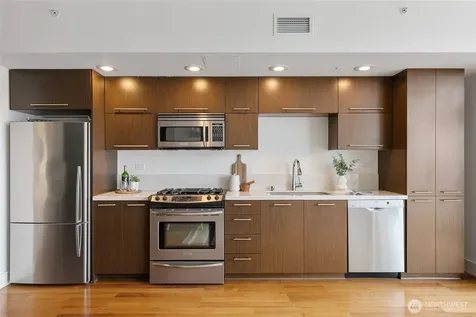2911 2nd Avenue Seattle WA 98121