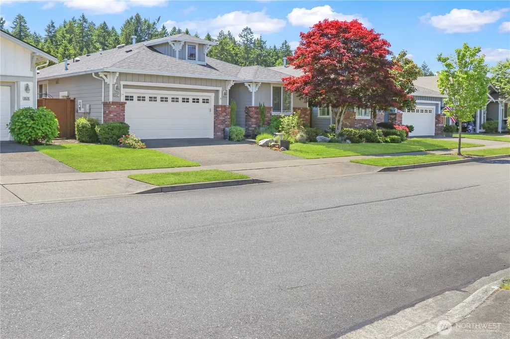 8542 Bainbridge Loop NE Lacey WA 98516