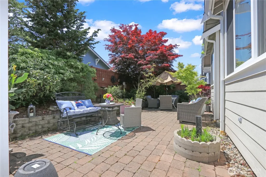 8542 Bainbridge Loop NE Lacey WA 98516