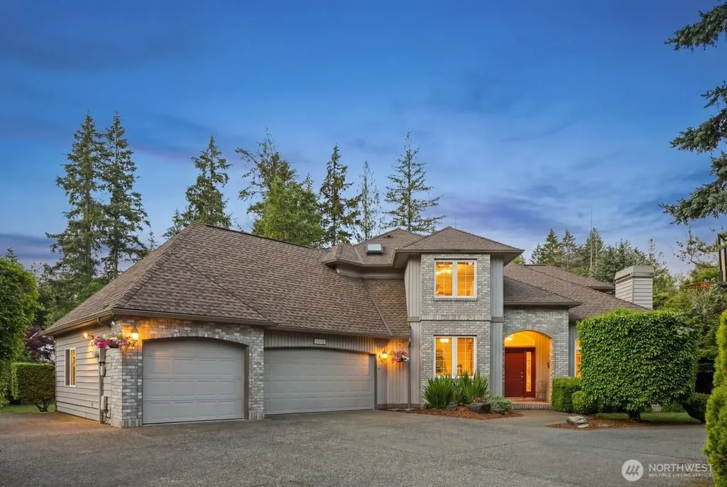 21806 SE 296th Street Black Diamond WA 98010