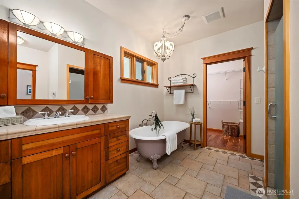 2141 Northshore Road Bellingham WA 98226