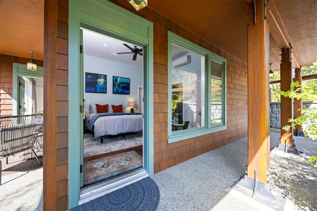 2141 Northshore Road Bellingham WA 98226