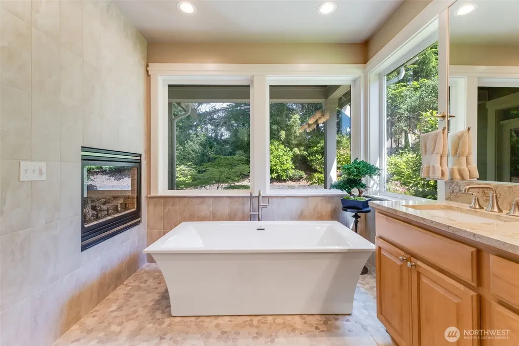 11405 65th Avenue NW Gig Harbor WA 98332