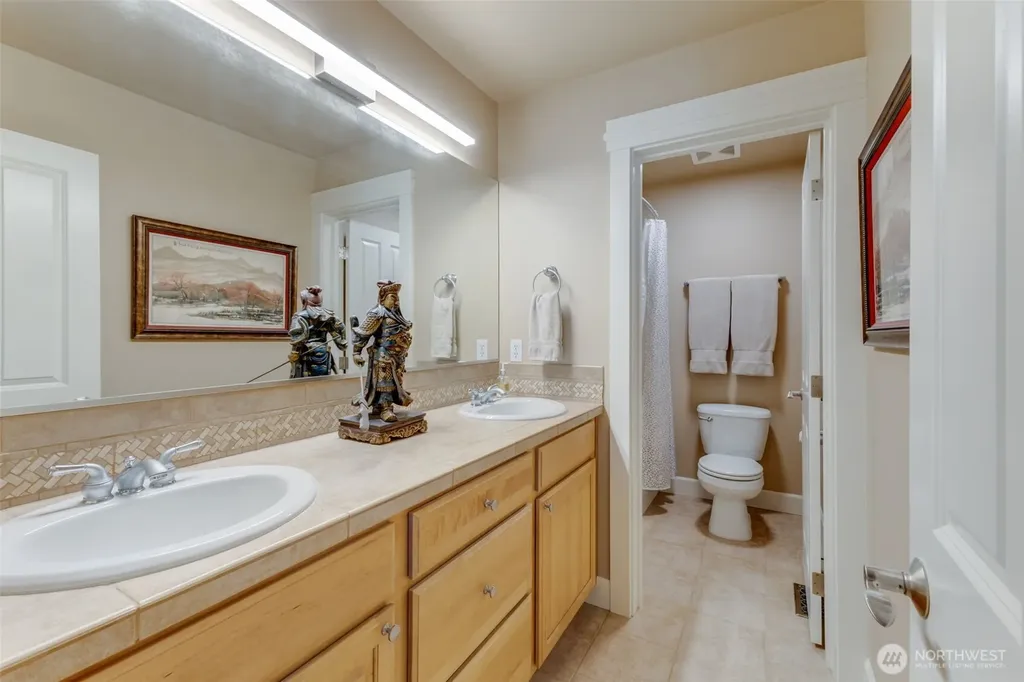 11405 65th Avenue NW Gig Harbor WA 98332