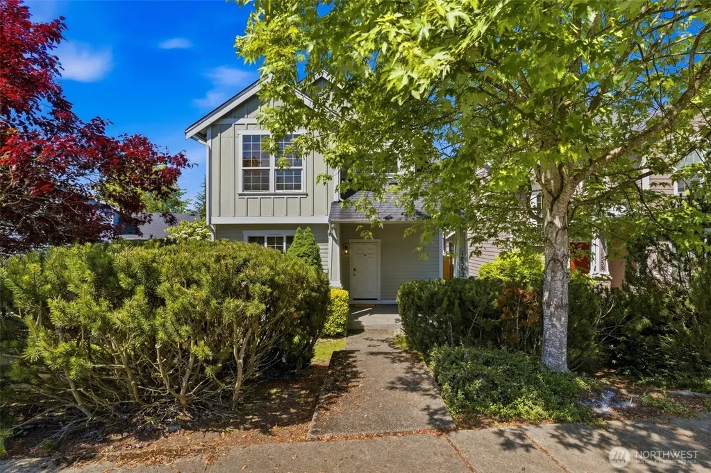 18562 97th Avenue E Puyallup WA 98375