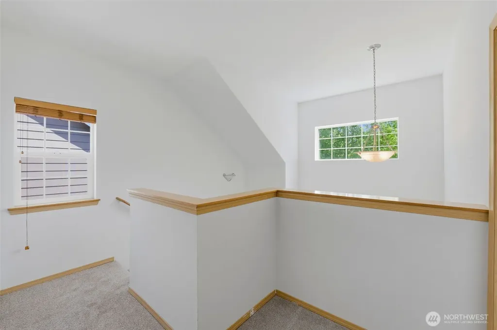 18562 97th Avenue E Puyallup WA 98375