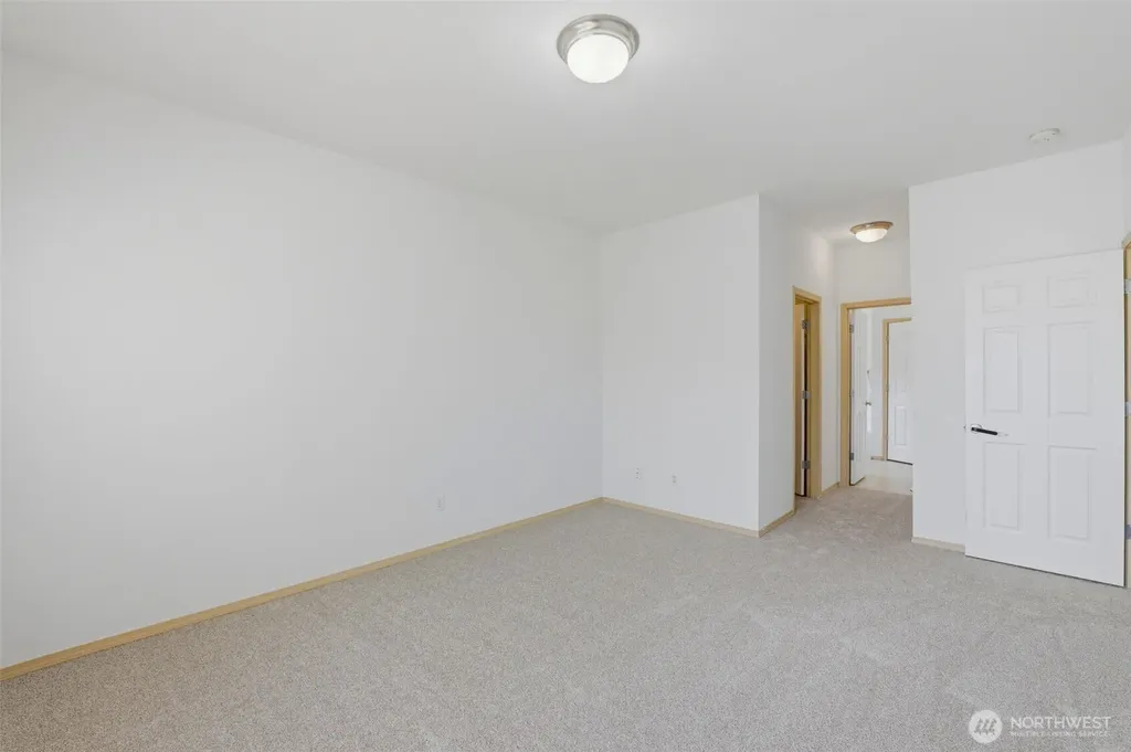 18562 97th Avenue E Puyallup WA 98375
