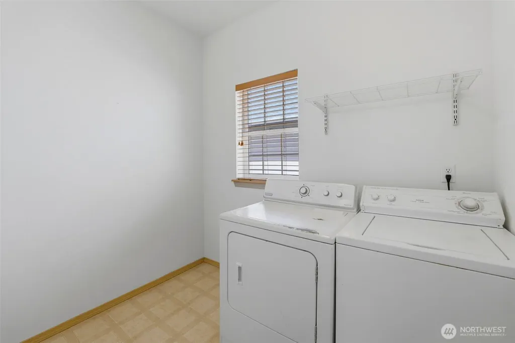 18562 97th Avenue E Puyallup WA 98375